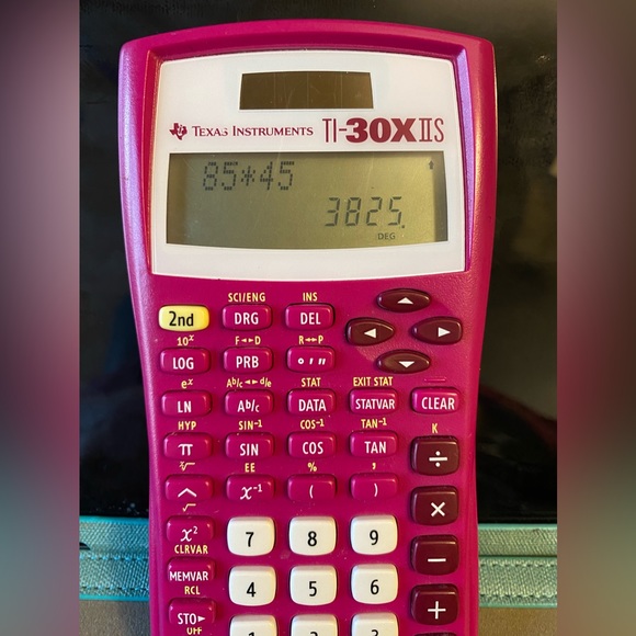 Texas Instruments  TI - 30X IIS scientific calculator - Picture 2 of 9